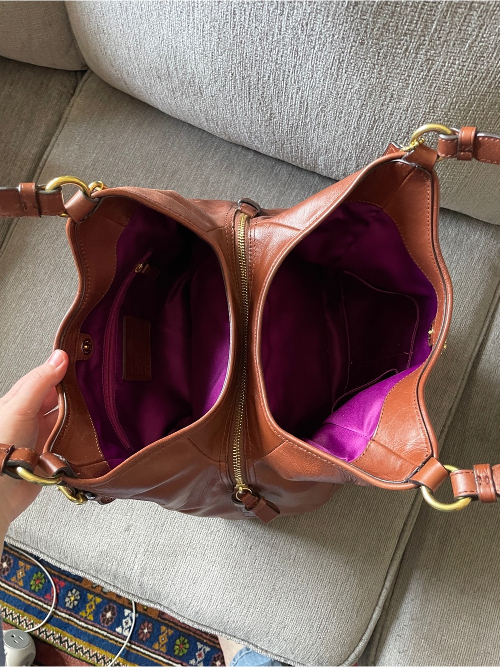 Coach Brown Leather Madison Shoulder Bag w/ purple lining (excellent condition) - Picture 4 of 6